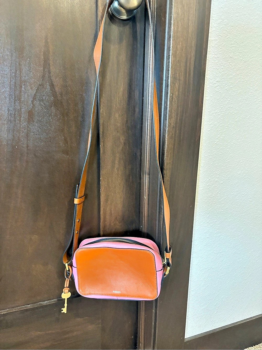 Fossil Crossbody Bag in Orange & Pink